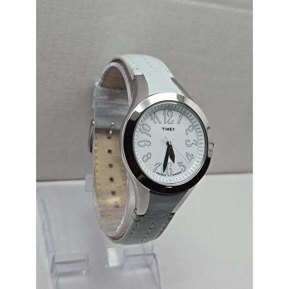 Timex Easy Reader T2H531 Womens White Blue Leather Watch Indiglo New Battery - Picture 3 of 12